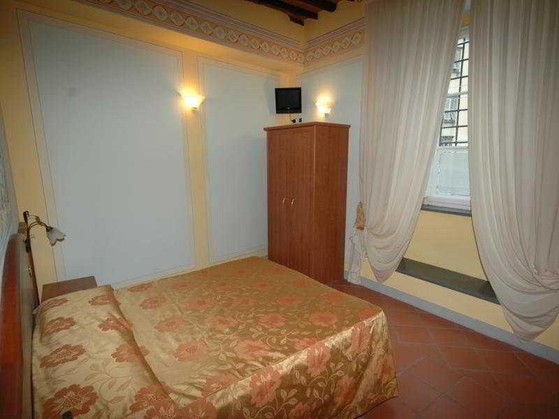 Dimora Dei Guelfi Luxury Rooms Lucca Kültér fotó