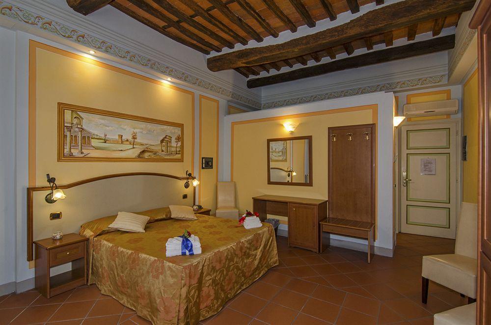 Dimora Dei Guelfi Luxury Rooms Lucca Kültér fotó