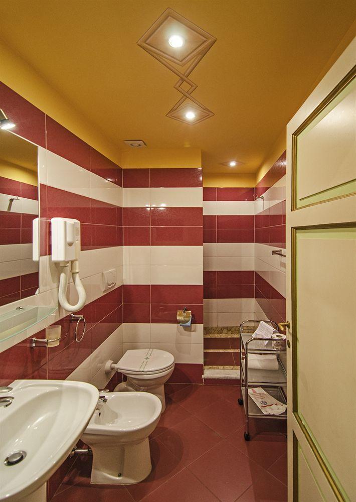 Dimora Dei Guelfi Luxury Rooms Lucca Kültér fotó