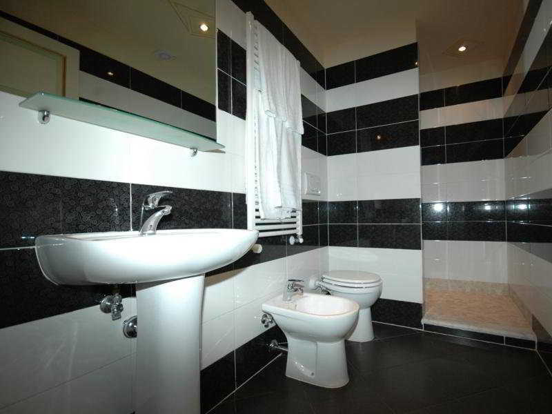 Dimora Dei Guelfi Luxury Rooms Lucca Kültér fotó